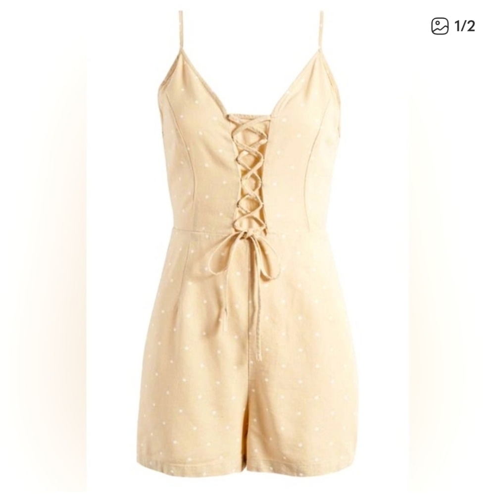 Vero Moda Polka Dot Lace-Up Romper Irish Cream Beige Tan Size M